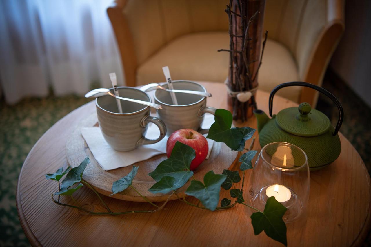 SALZANO Hotel - Spa - Restaurant Unterseen Bagian luar foto