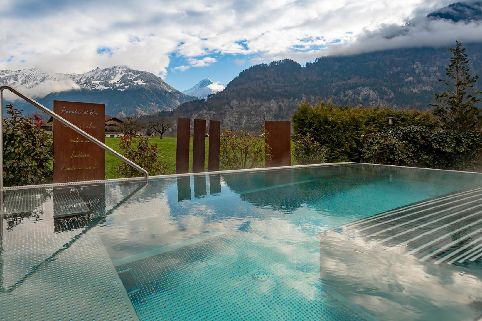 SALZANO Hotel - Spa - Restaurant Unterseen Bagian luar foto