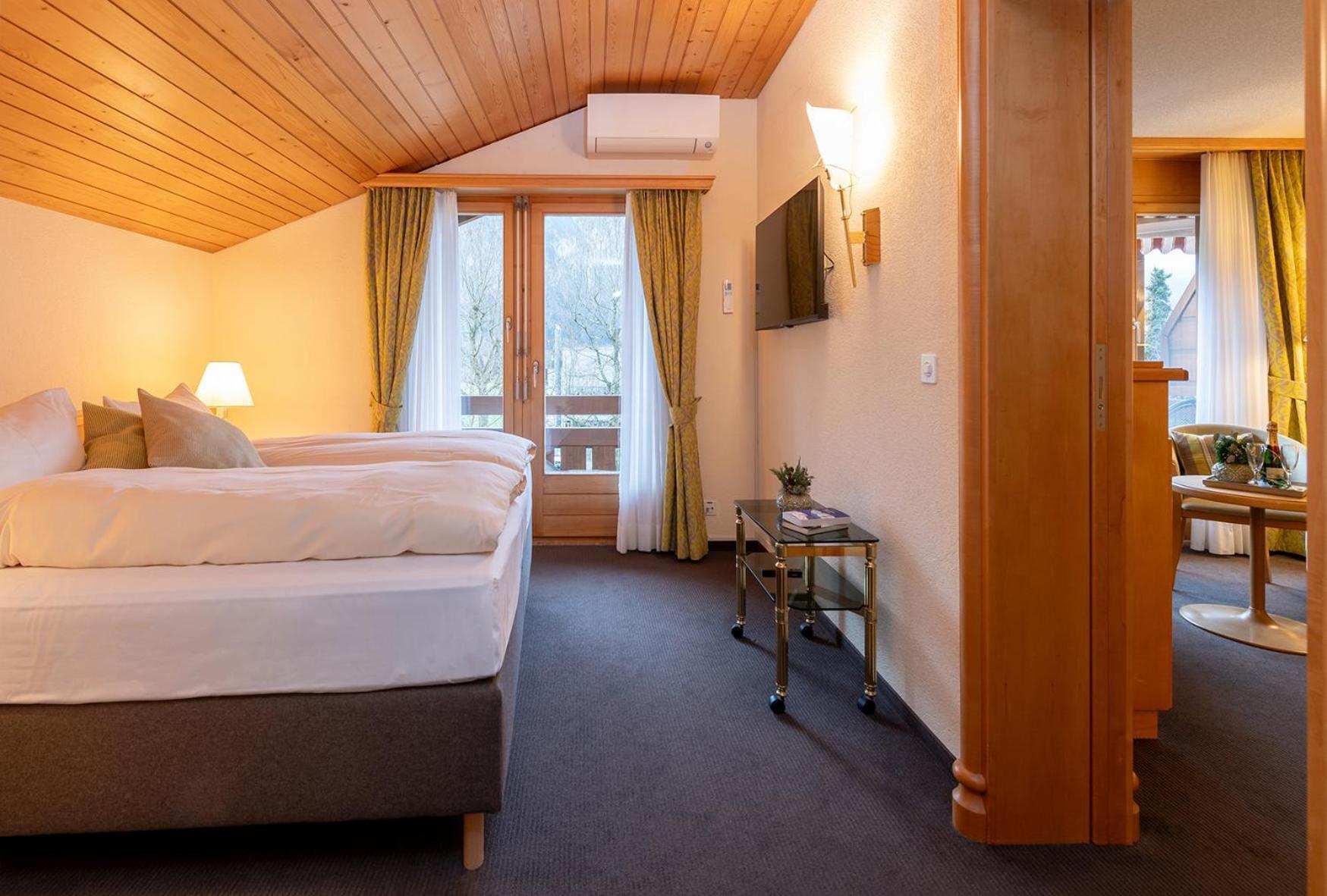 SALZANO Hotel - Spa - Restaurant Unterseen Bagian luar foto
